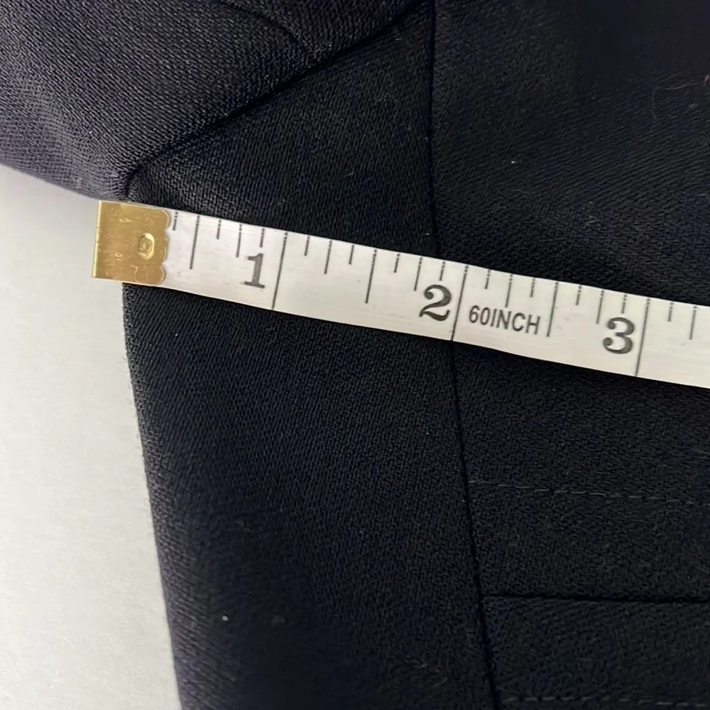 Jones New York NWOT Women’s Black Elegant Long Sleeve Wool Blazer Size 8.